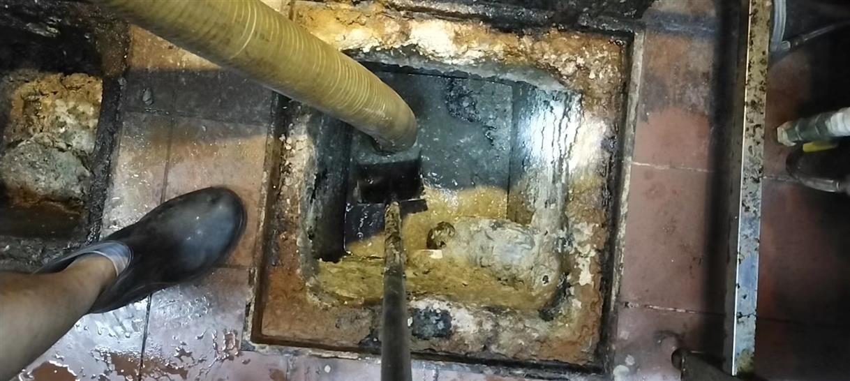 茶山镇污水池清理一般都有毒气，怎么预防中毒呢？